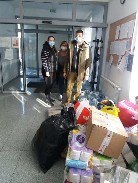 Zahvaljujemo se fra Goranu Rukavini iz župe Pohoda BDM Topusko, koji je putem donacija Caritasa između ostalih odlučio pomoći i Domu za starije osobe u Glini.