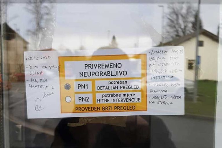privremeno neuporabljivo Dom Glina