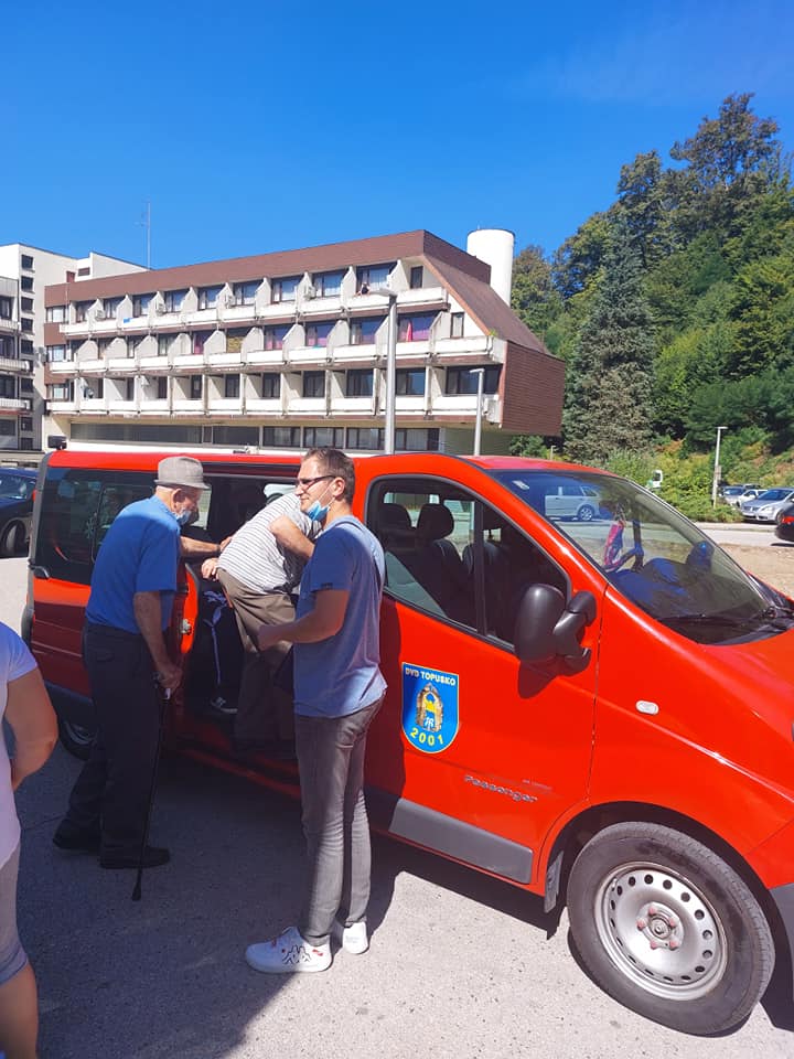 IZLET U PRIRODU I ROŠTILJADA