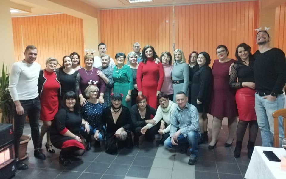 Blagoslovljen Božić i sretna Nova 2022. godina