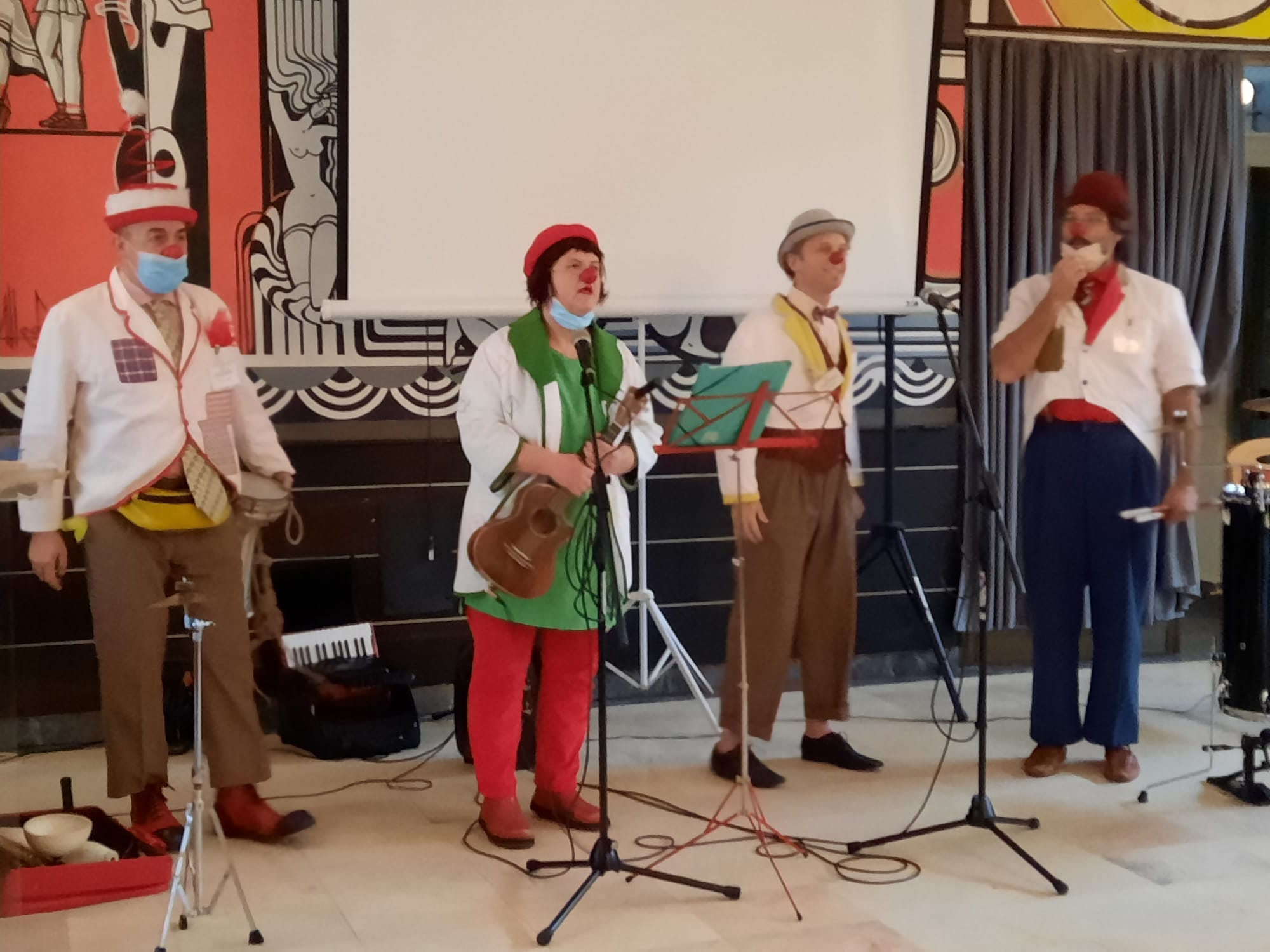 CRVENI NOSOVI klaunovi doktori