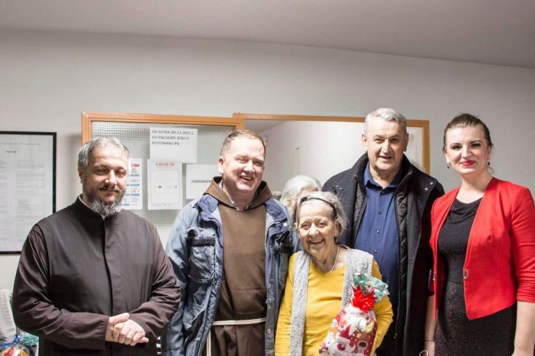 Posjet - načelnik Općine Topusko Ivica Kuzmić, protojerej Mile Ristić i fra Ante Pervan