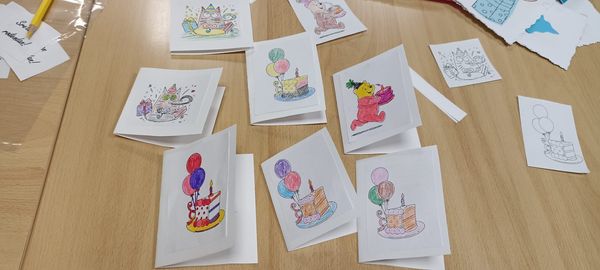 Sprema se rođendanski party.