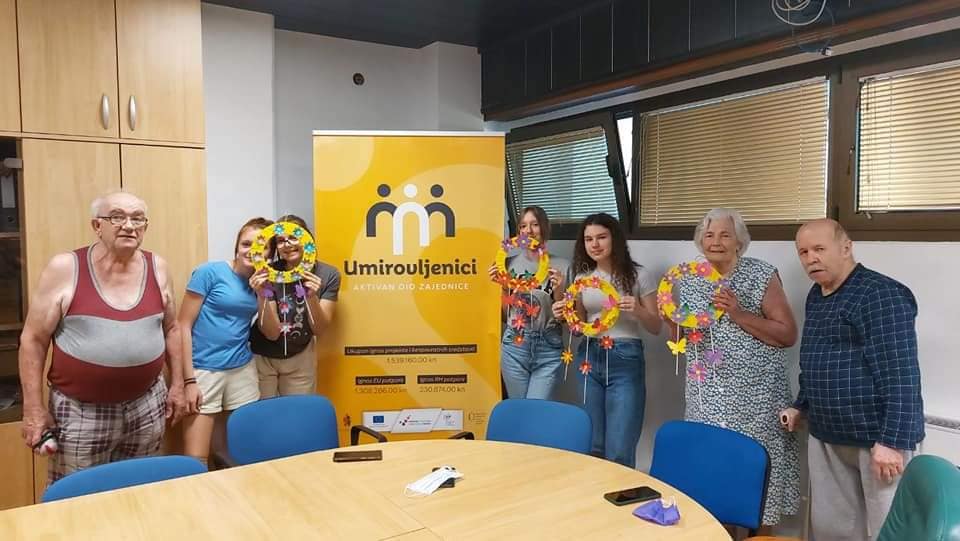 međugeneracijska suradnja sa učenicima volonterima Srednje škole Glina