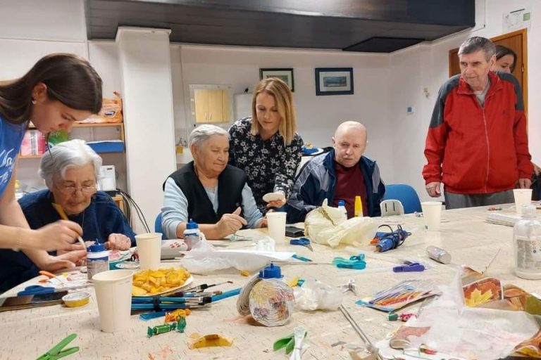 Vježbali smo finu motoriku, pažnju i koncentraciju