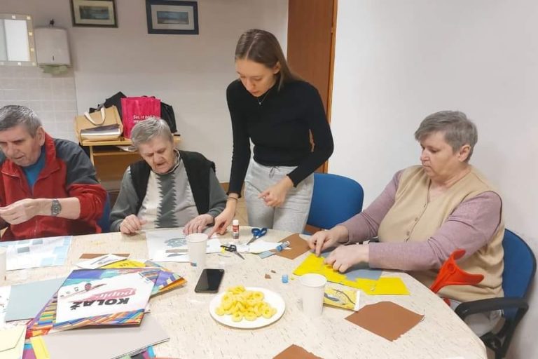 VJEŽBA FINE MOTORIKE