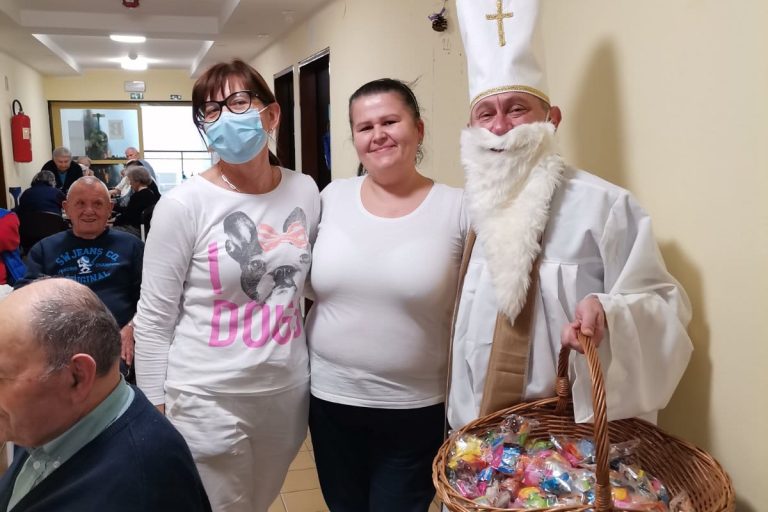 Sveti Nikola je posjetio i naš Dom