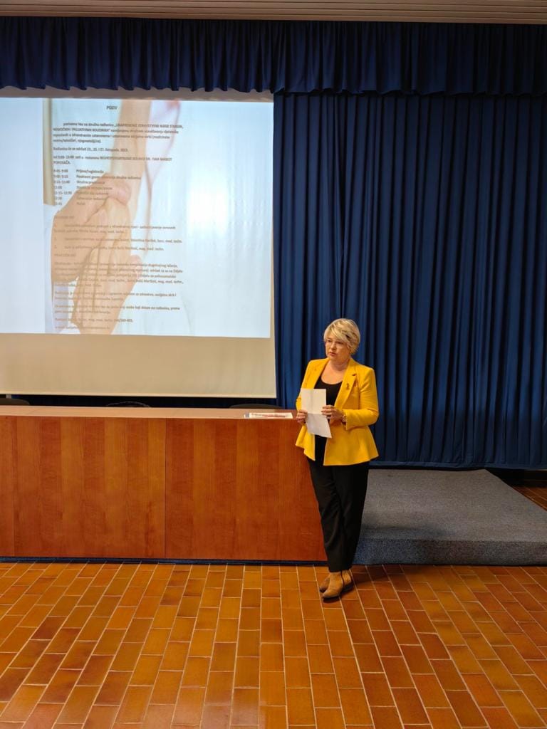 STRUČNO USAVRŠAVNJE MEDICINSKIH SESTARA I NJEGOVATELJICA