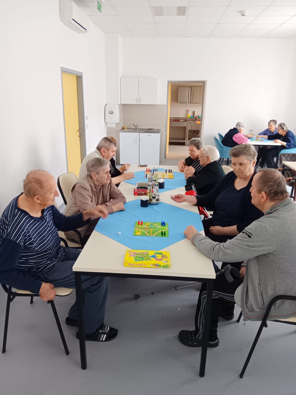 Zabavom i kognitivnim treningom protiv tmurnog i kišnog dana.