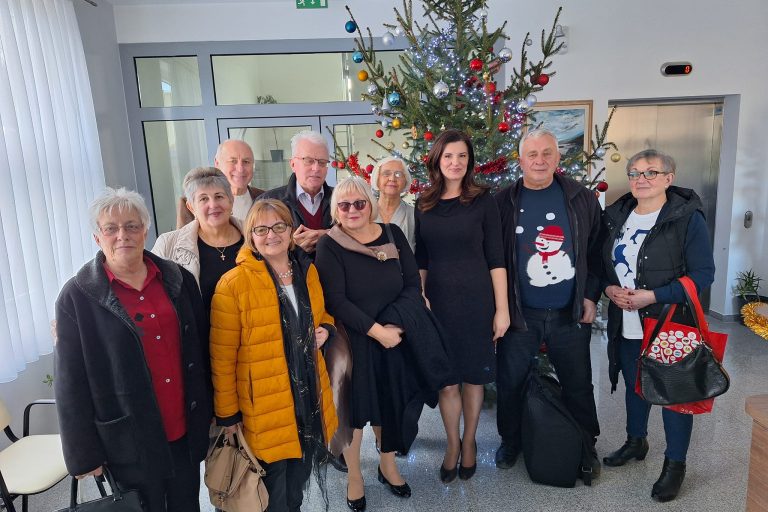 Veselo smo ispratili staru 2023. godinu