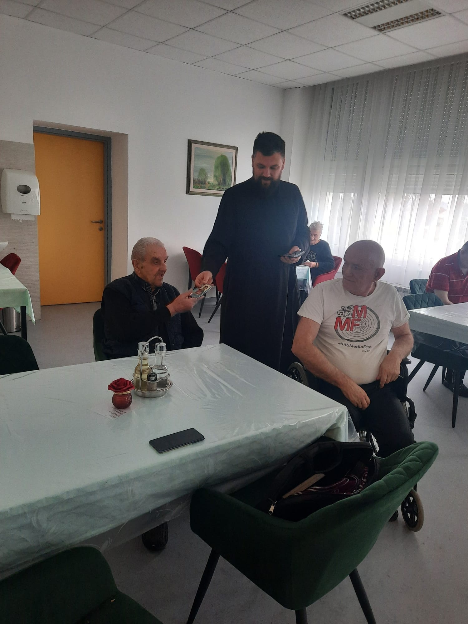 Mir božiji, Hristos se rodi!