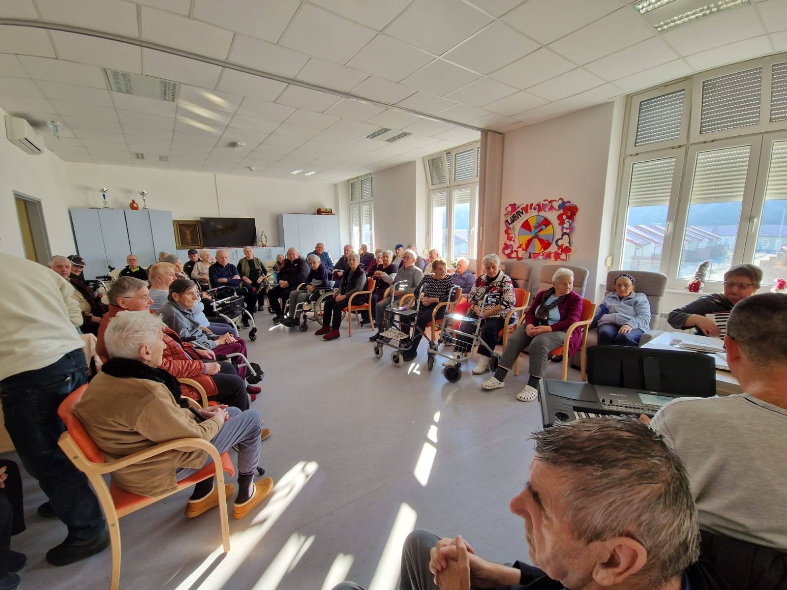 605149768_1369721194953070_7651472034409612788_n Veselo smo ispratili Staru godinu