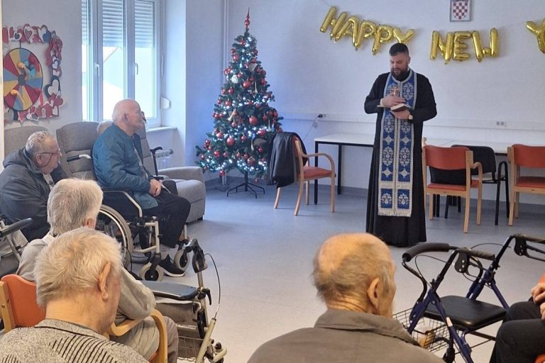 Mir Božji, Hristos se rodi!