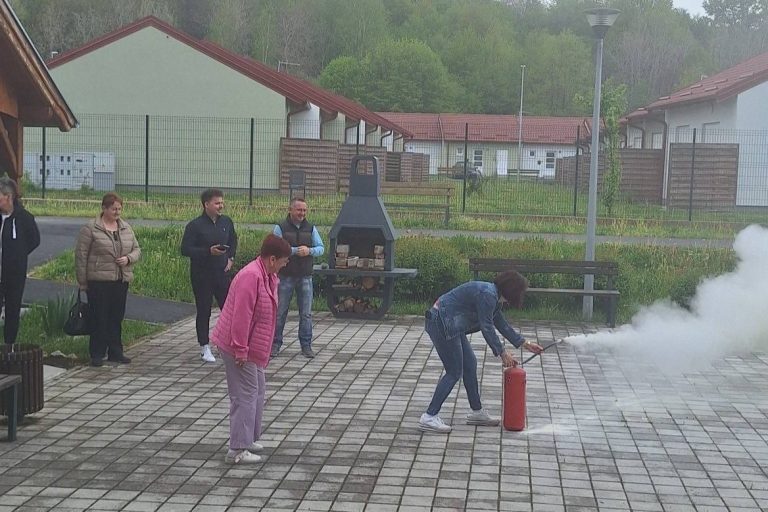 https://www.facebook.com/permalink.php?story_fbid=pfbid032sYem9hFtSfFg46S9UwtMwbebELasekdSnbis3MT2bW1y4E8hEJkKUsHz7DzuZFkl&id=100057456069057